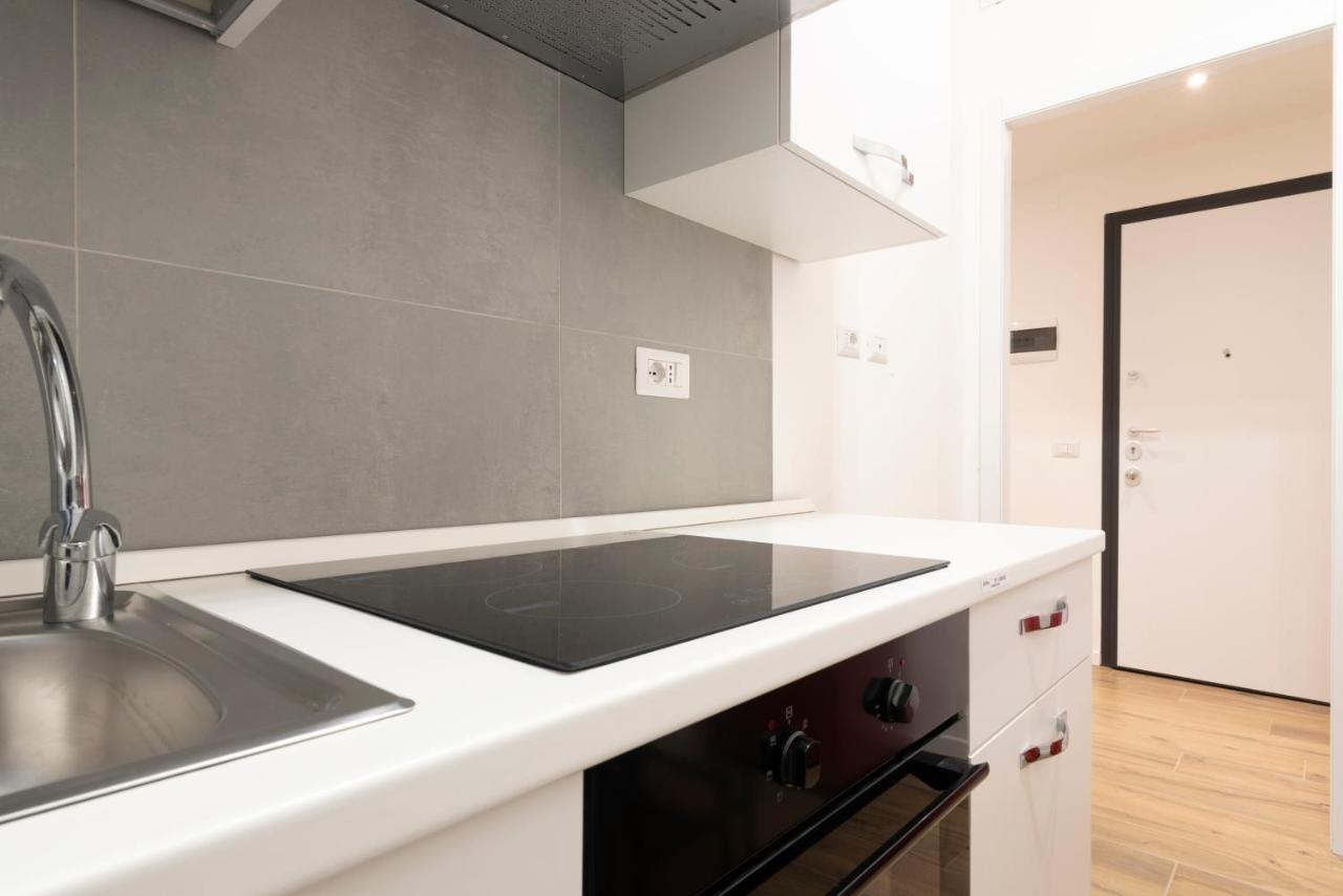 Chic Home Milano "Wifi & Smart Lock" Exterior photo